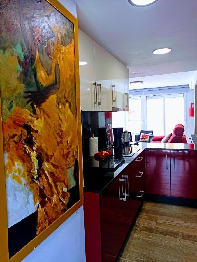 La Mamma Mia Apartment เบนิดอร์ม ภายนอก รูปภาพ