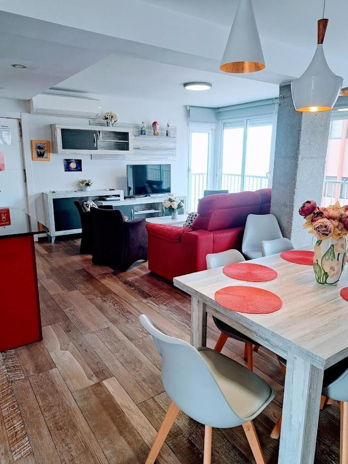 La Mamma Mia Apartment เบนิดอร์ม ภายนอก รูปภาพ