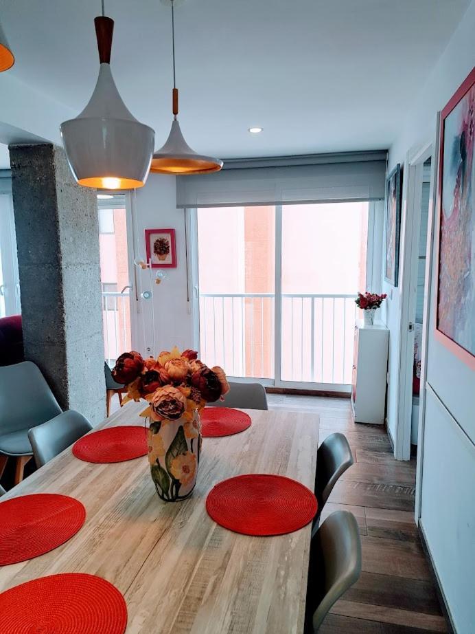 La Mamma Mia Apartment เบนิดอร์ม ภายนอก รูปภาพ